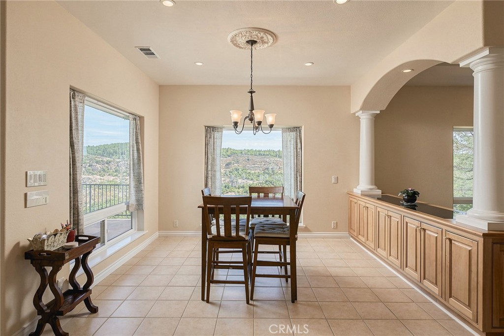 14898 Eagle Ridge Drive Property Photo 18