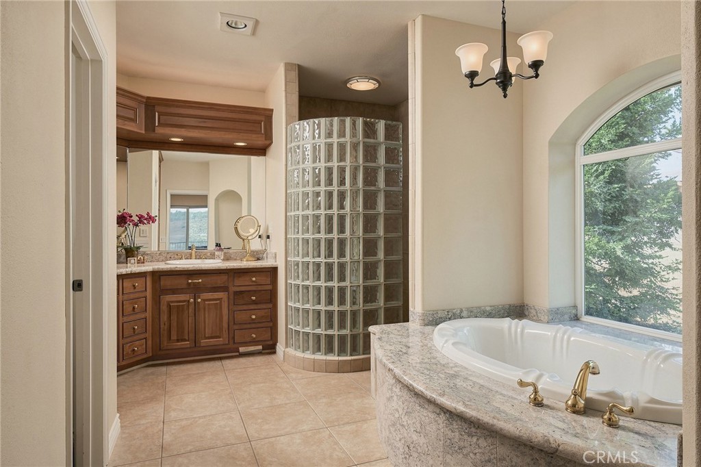 14898 Eagle Ridge Drive Property Photo 24