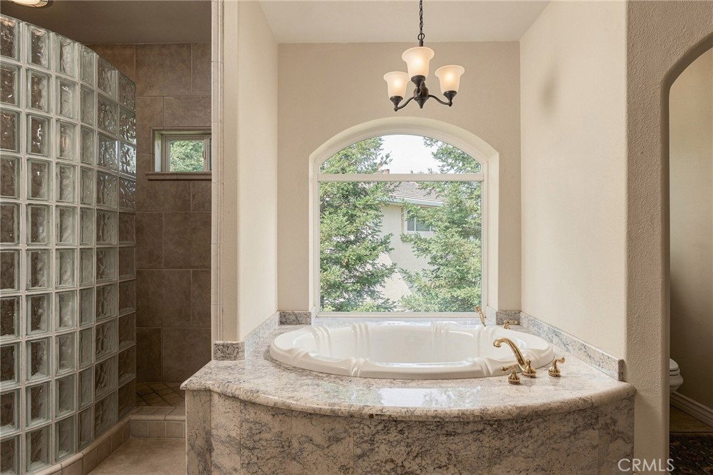 14898 Eagle Ridge Drive Property Photo 27