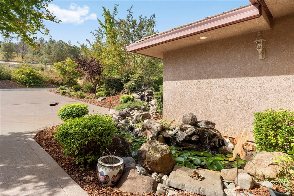 14898 Eagle Ridge Drive Property Photo 66