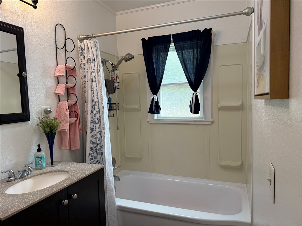 51 Roe Property Photo 13
