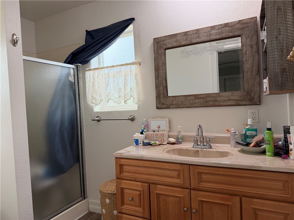 51 Roe Property Photo 16