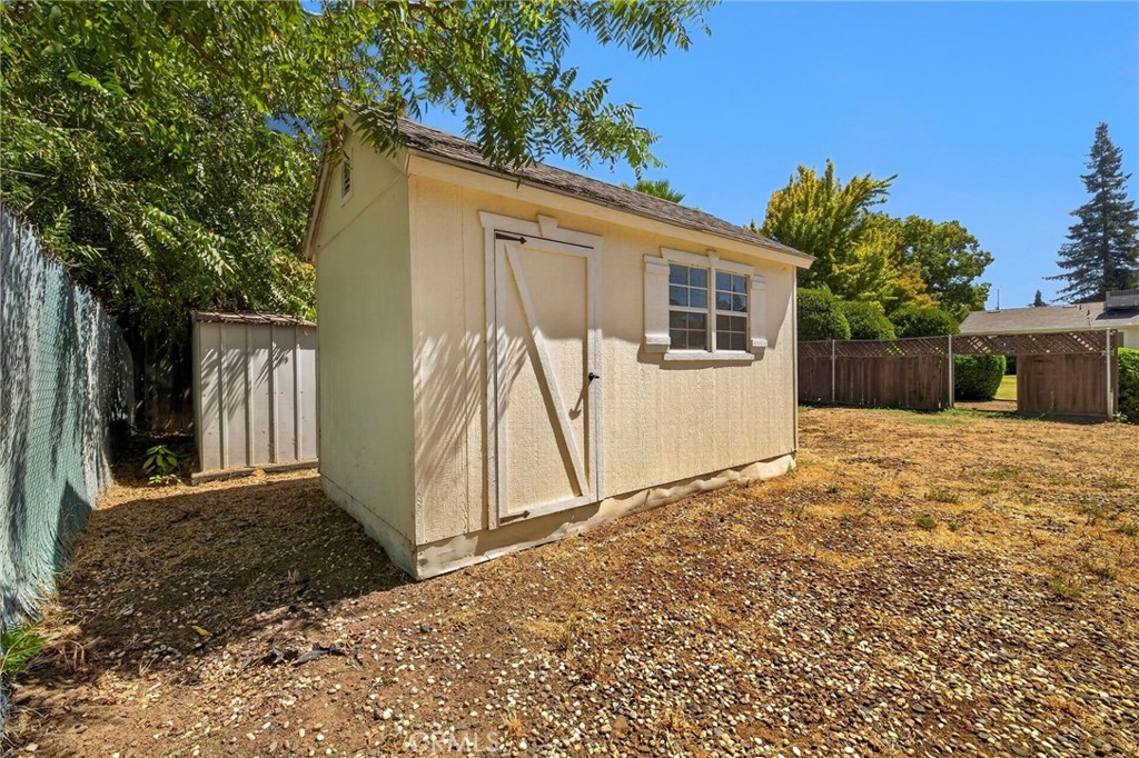 484 Cimarron Property Photo 36