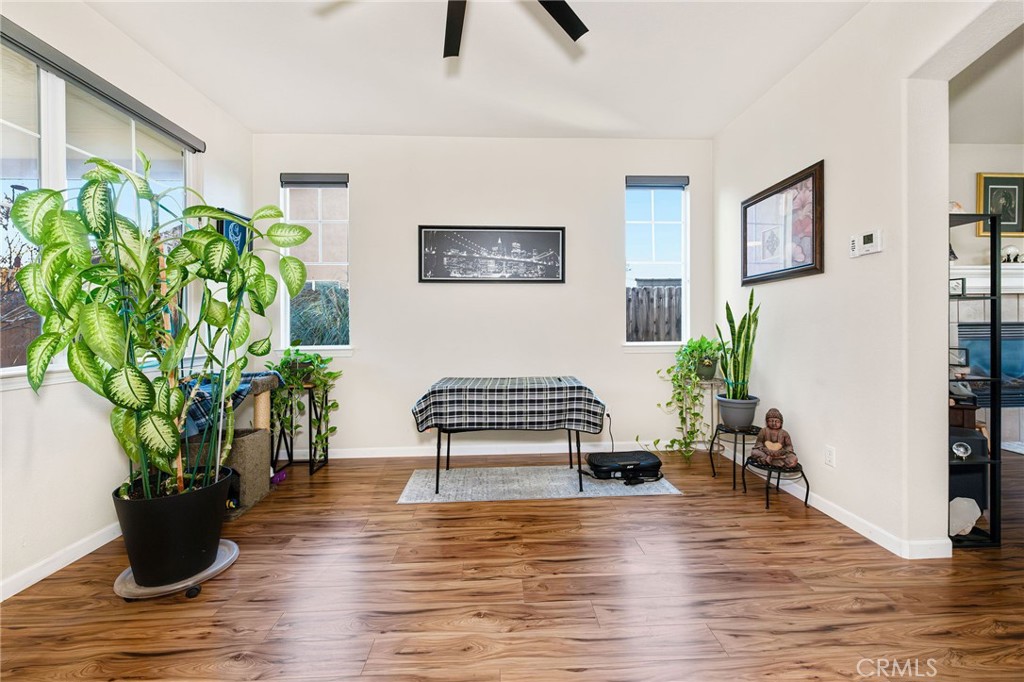 634 Salomon Dr Property Photo 4