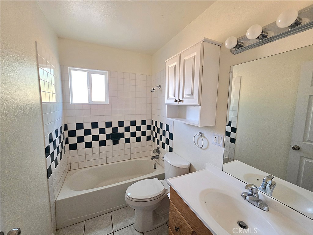 22 E Swift Street Property Photo 13