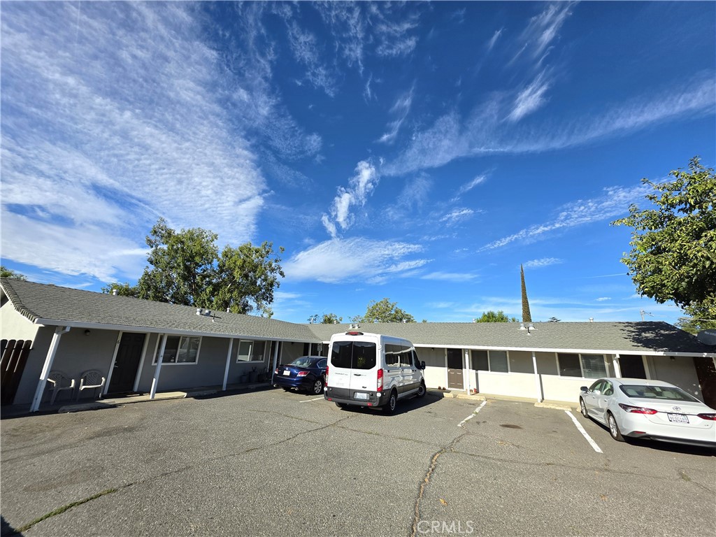 22 E Swift Street Property Photo 17