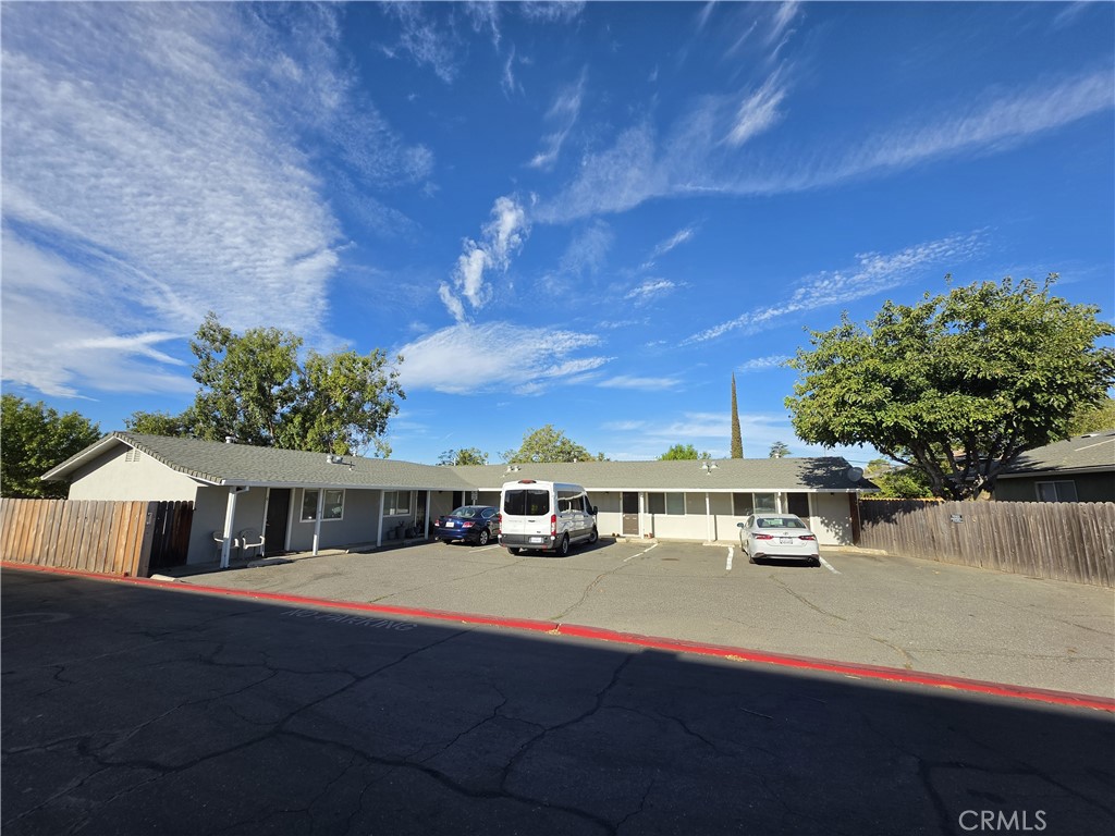 22 E Swift Street Property Photo 18