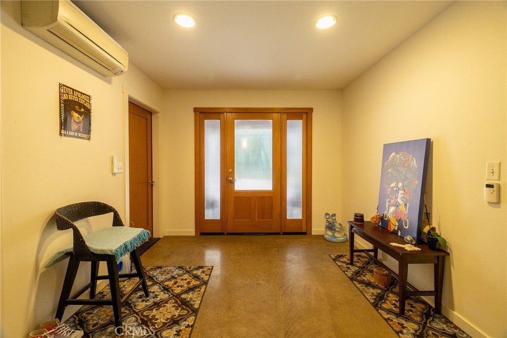 904 W 12th Avenue Property Photo 15