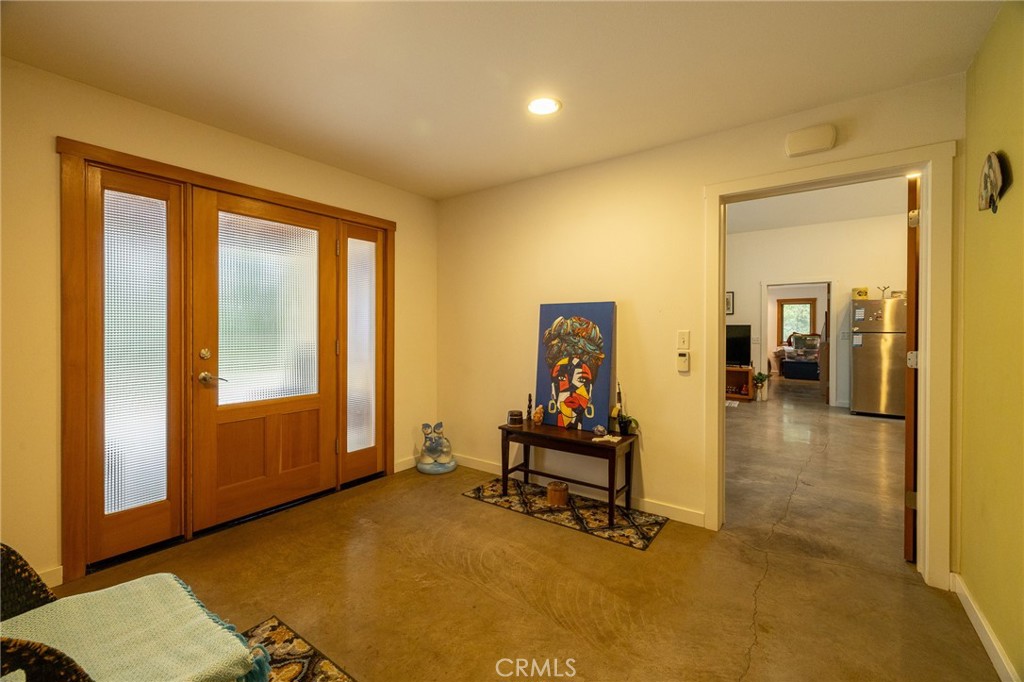 904 W 12th Avenue Property Photo 19