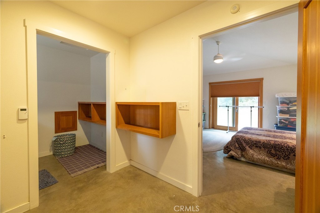 904 W 12th Avenue Property Photo 31