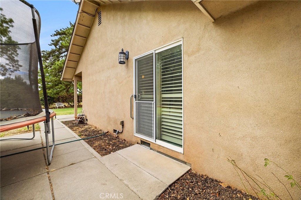 942 12th Property Photo 57