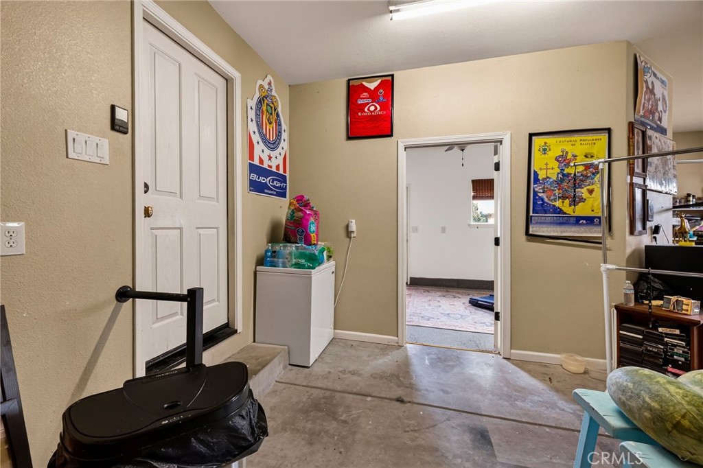 942 12th Property Photo 63