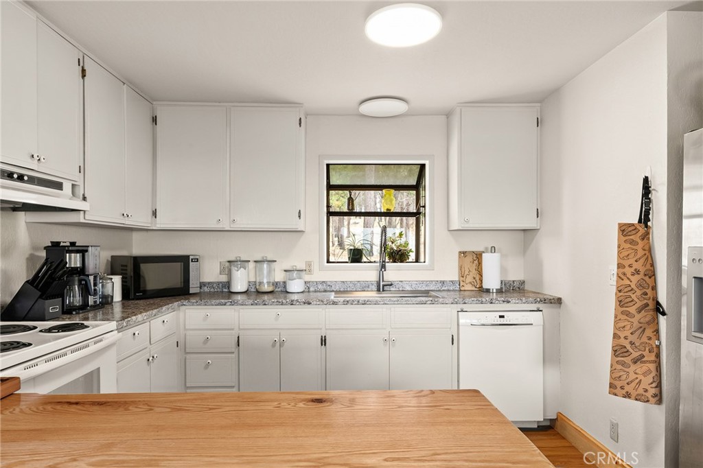 490 Vilas Road Property Photo 15