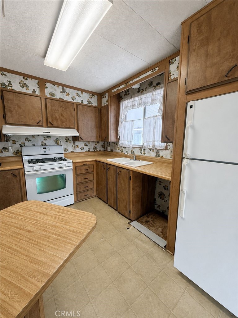 1595 Manzanita 66 Property Photo 4