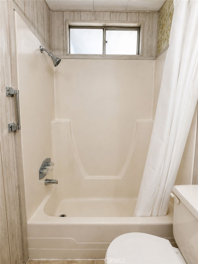 1595 Manzanita 66 Property Photo 14