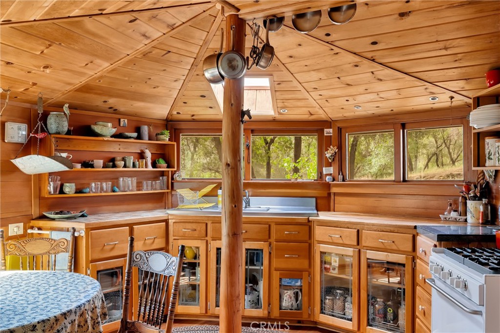 13411 Bean Flat Property Photo 17