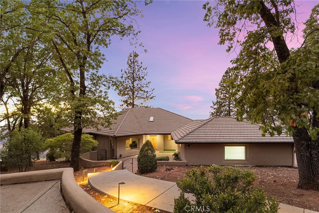 14989 Woodland Park Property Photo 2