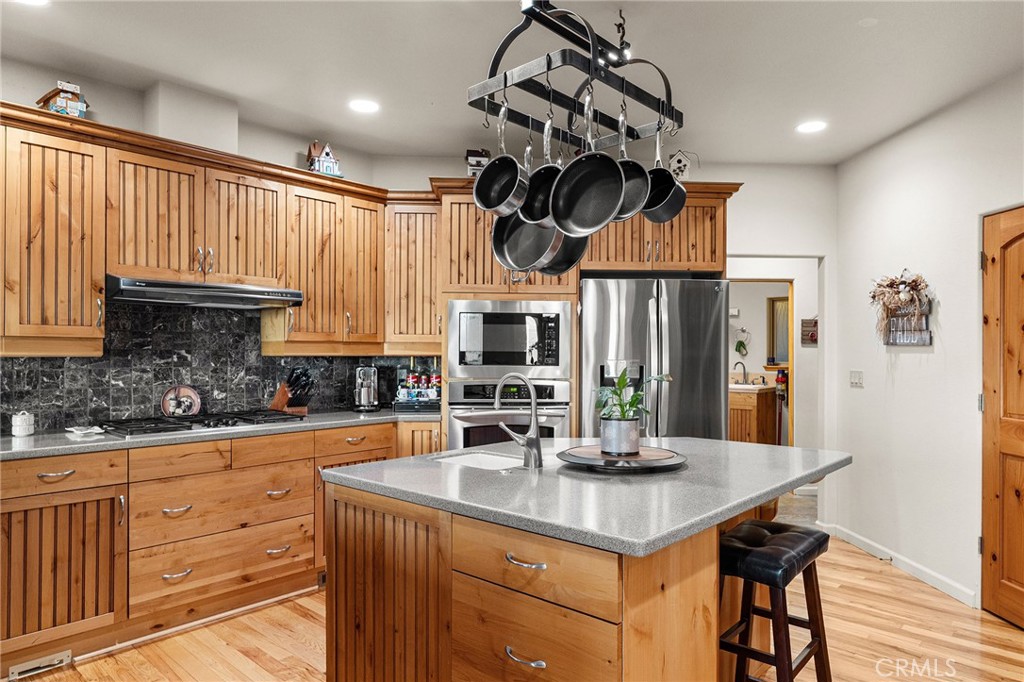 14989 Woodland Park Property Photo 5