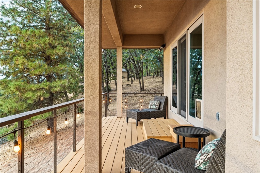 14989 Woodland Park Property Photo 31