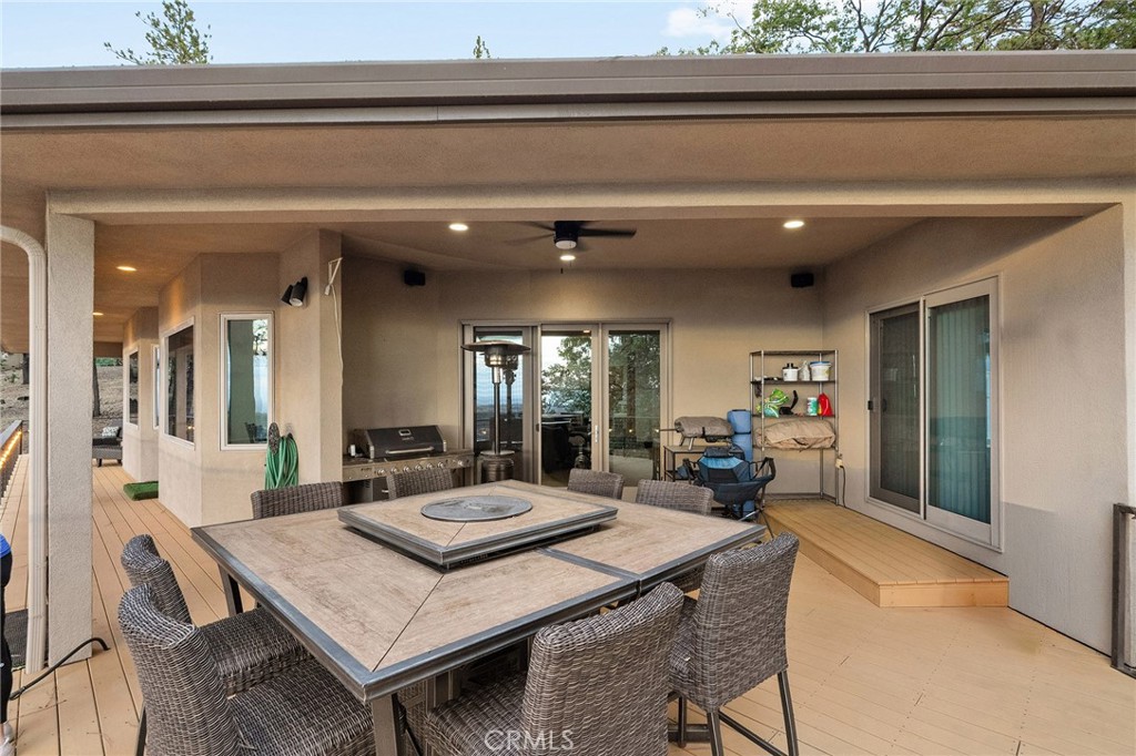 14989 Woodland Park Property Photo 33