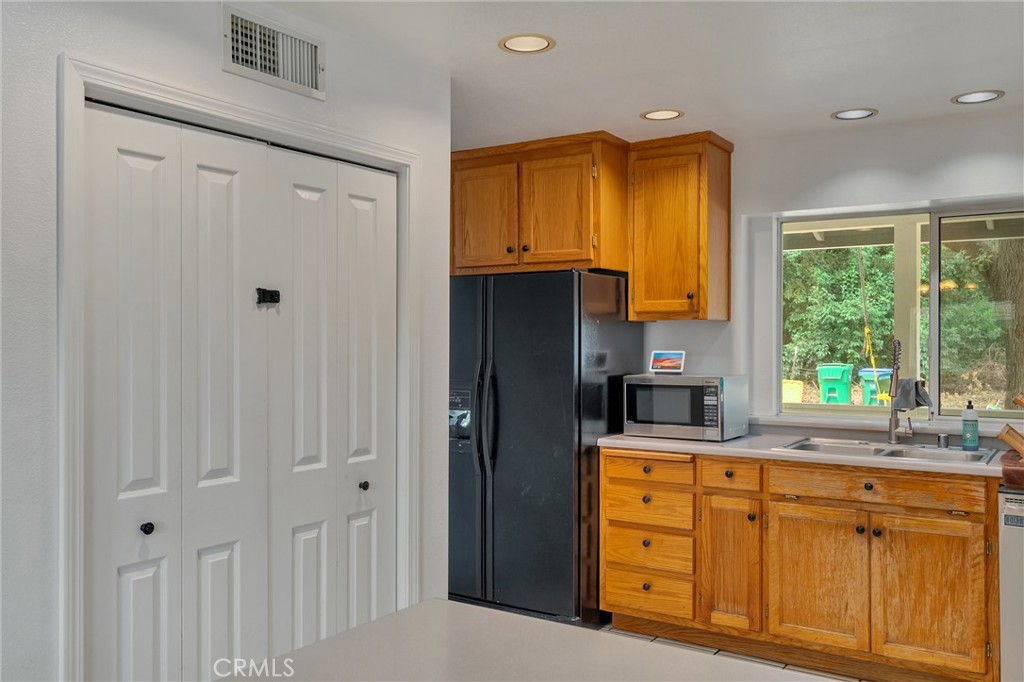 1339 W Sacramento Property Photo 19