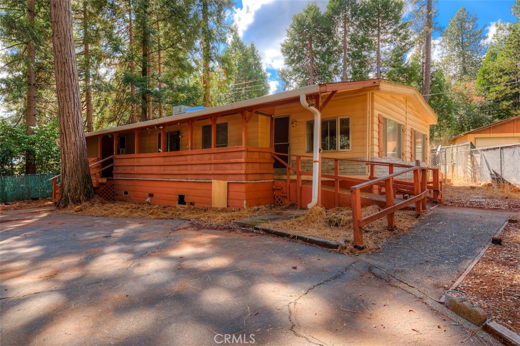 14759 Goldcone Property Photo 1