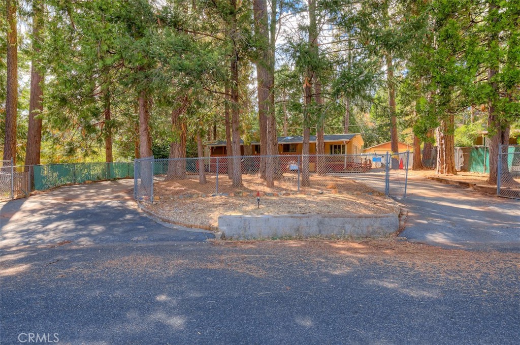 14759 Goldcone Property Photo 2
