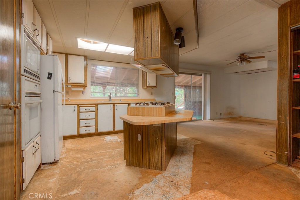 14759 Goldcone Property Photo 12