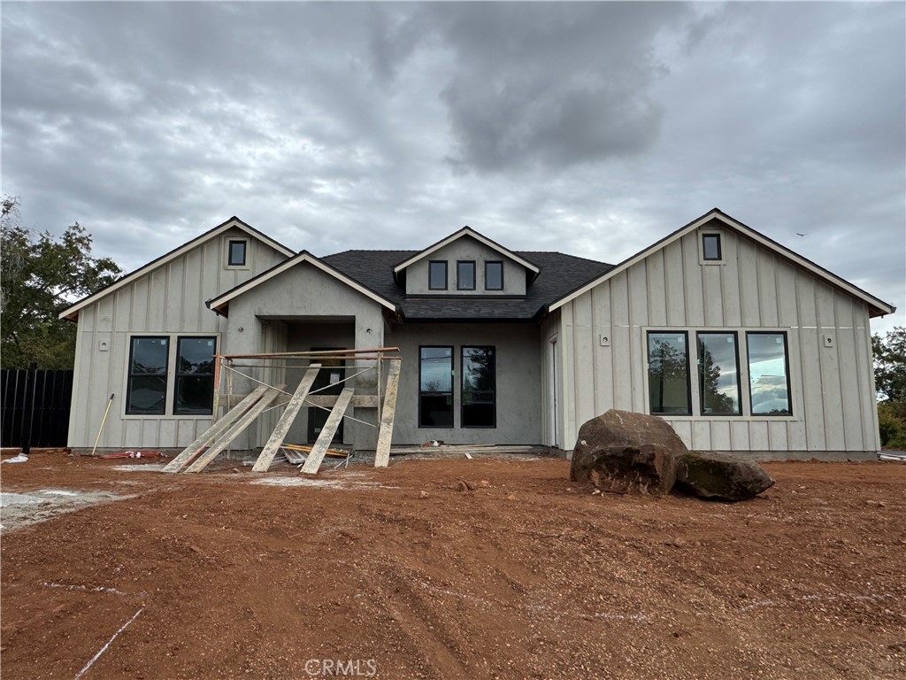 226 Redbud Property Photo