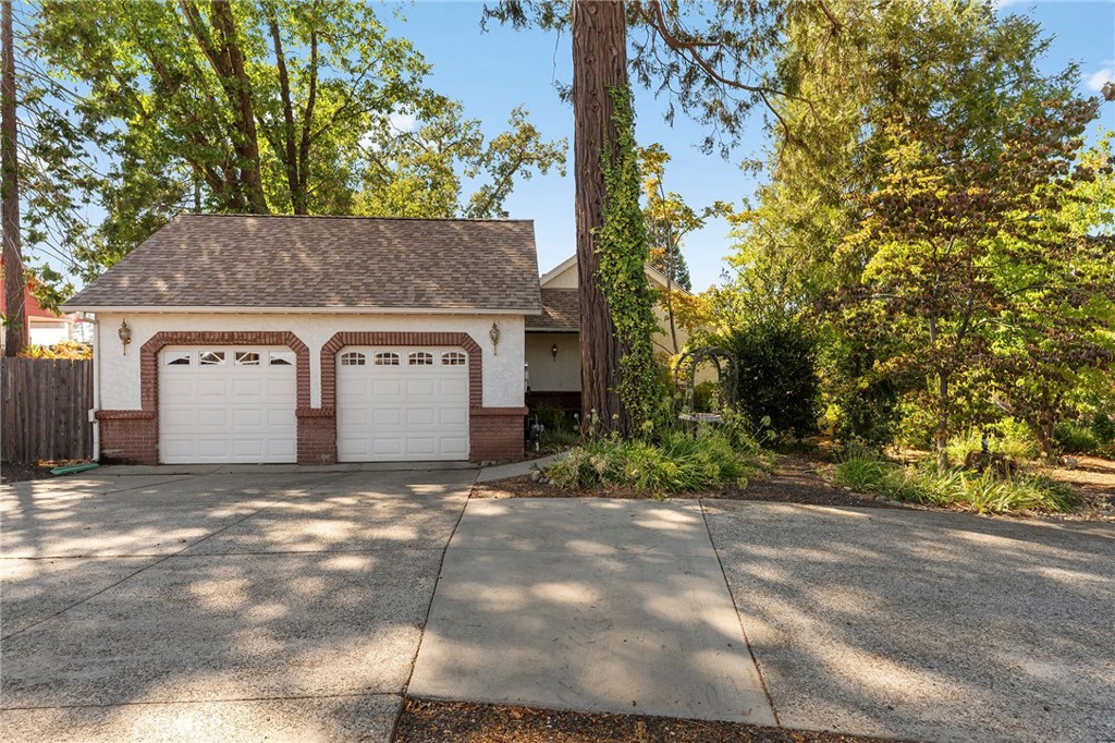 1490 Tobie Property Photo 2
