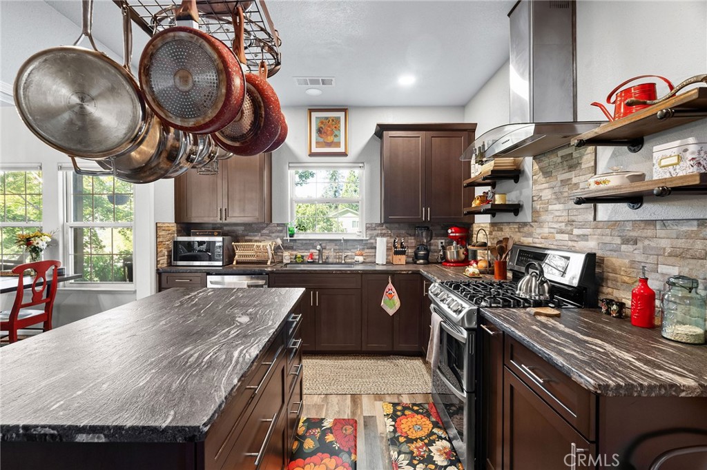 1490 Tobie Property Photo 19