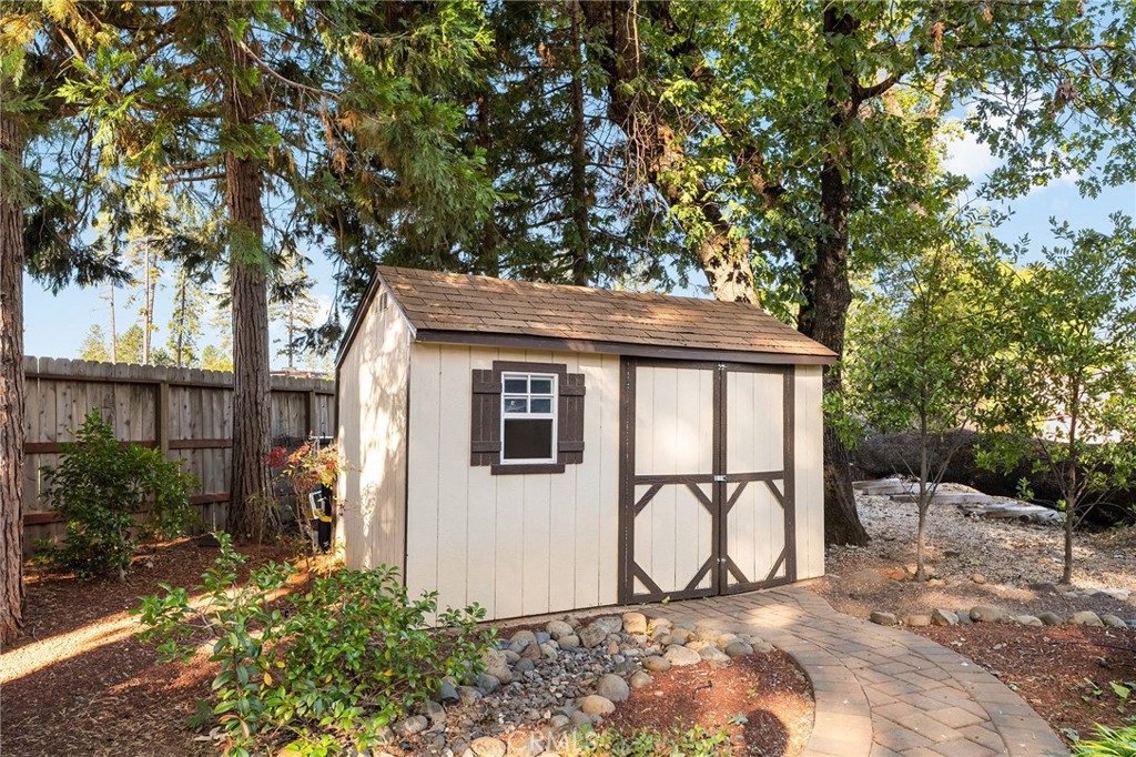 1490 Tobie Property Photo 56
