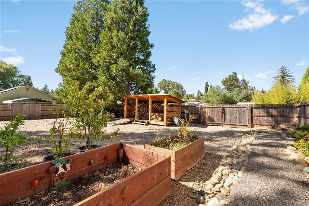 1490 Tobie Property Photo 57