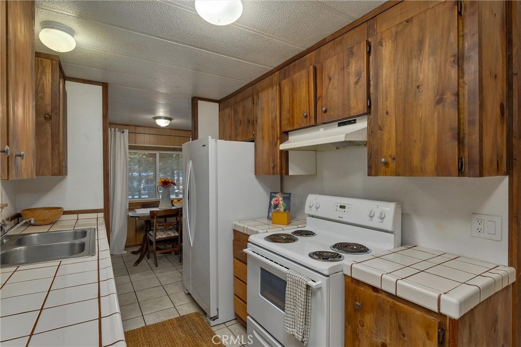 15070 Pinon Property Photo 11
