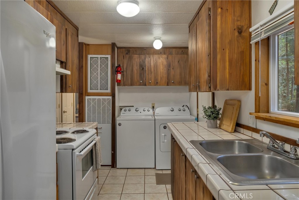 15070 Pinon Property Photo 12