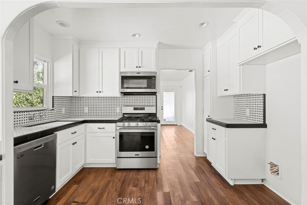 1236 Ivy Street Property Photo 7