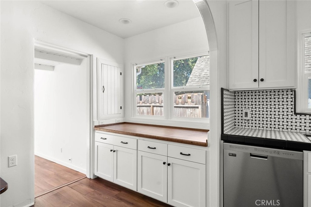 1236 Ivy Street Property Photo 11