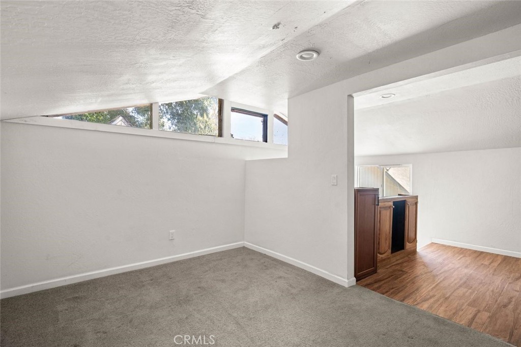 1236 Ivy Street Property Photo 25