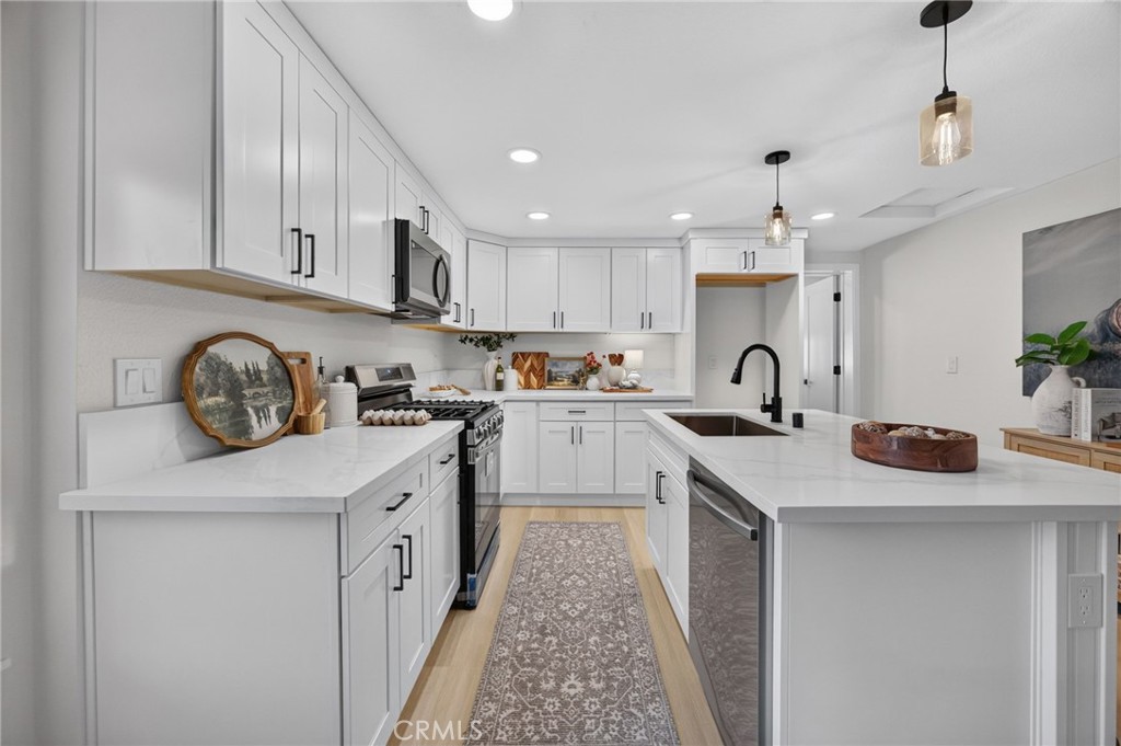 1080 Butte Property Photo 7