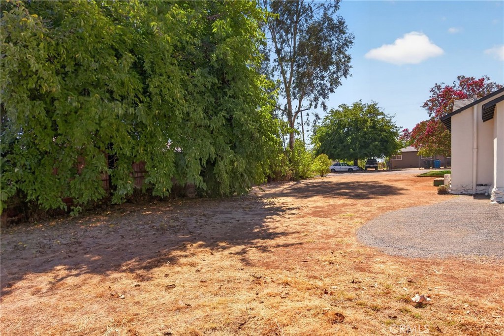 1080 Butte Property Photo 30
