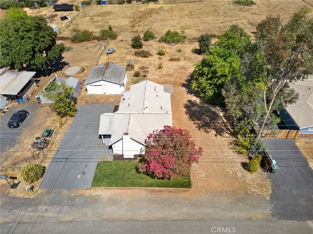 1080 Butte Property Photo 33