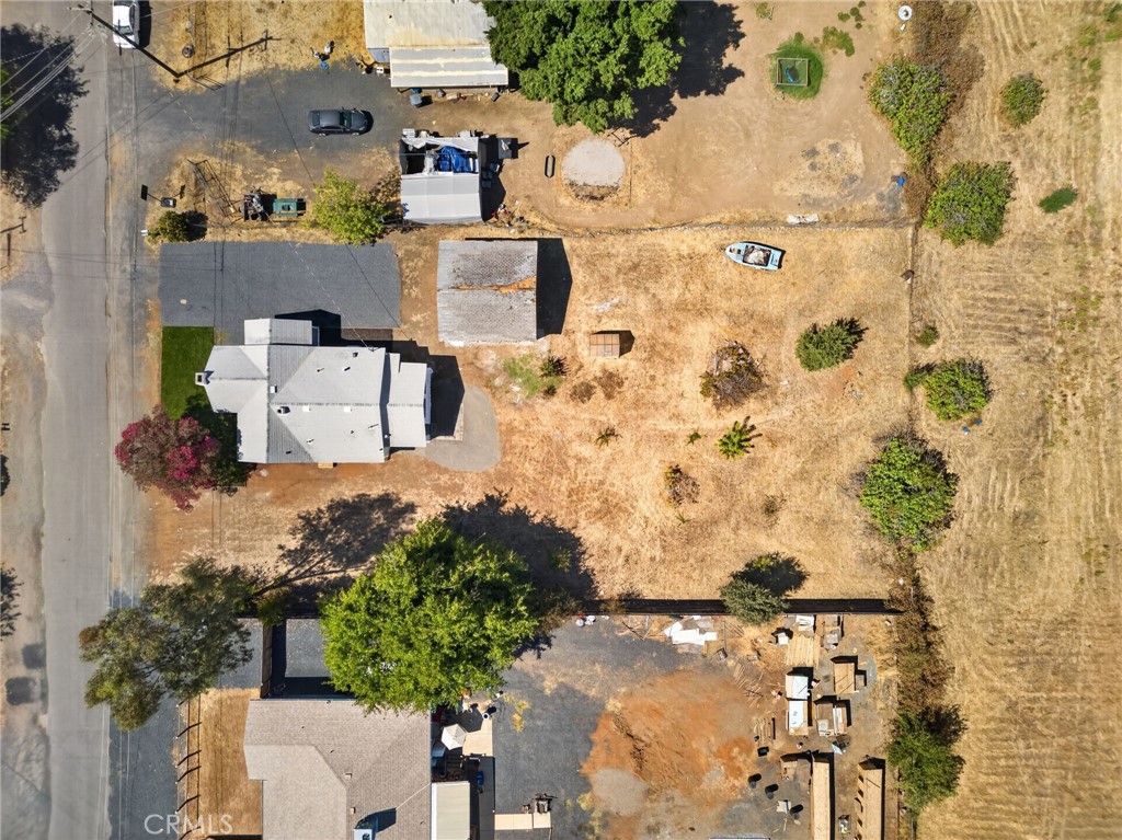 1080 Butte Property Photo 34