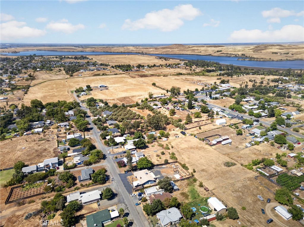 1080 Butte Property Photo 36