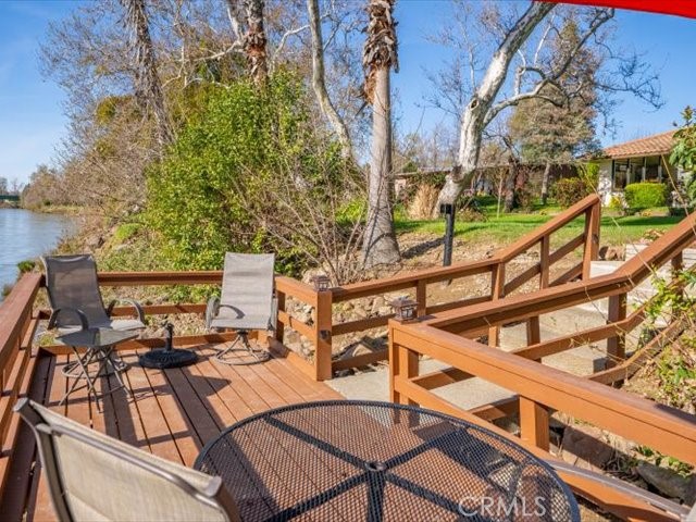195 Howell Avenue Property Photo 6