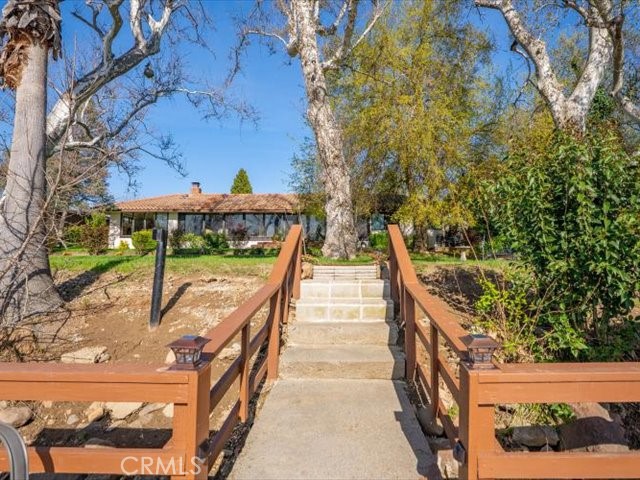 195 Howell Avenue Property Photo 7