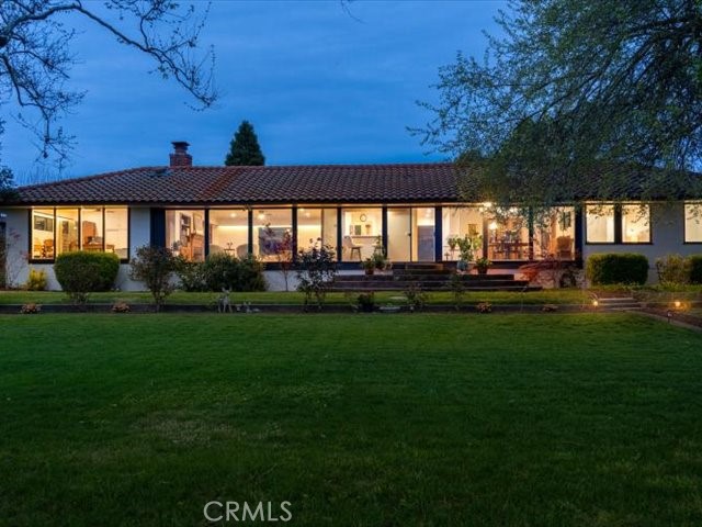 195 Howell Avenue Property Photo 8