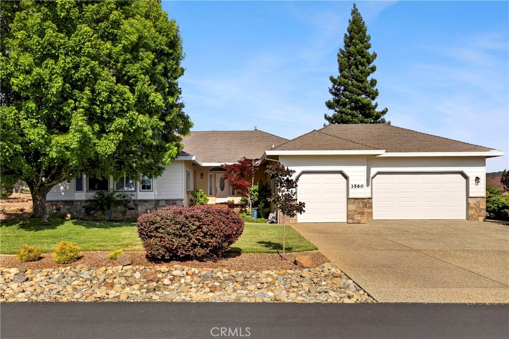 3560 Lonnie Property Photo 1