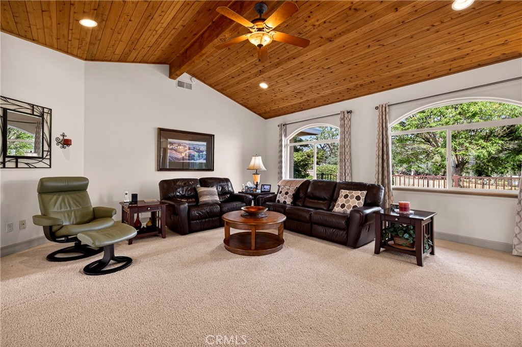 3560 Lonnie Property Photo 11