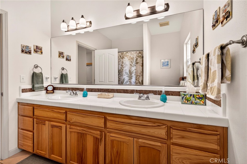 3560 Lonnie Property Photo 35
