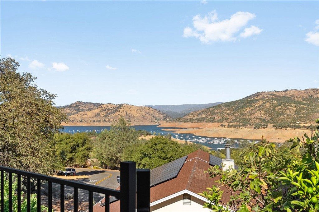 5360 Treasure Hill Property Photo 1